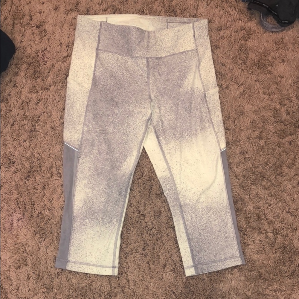 Lululemon cropped leggings